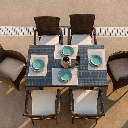 Myrtoan Pelagos Порто Хели