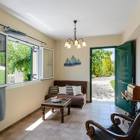 Myrtoan Pelagos * Порто Хели