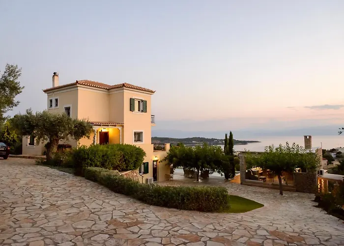 Villa Myrtoan Pelagos *