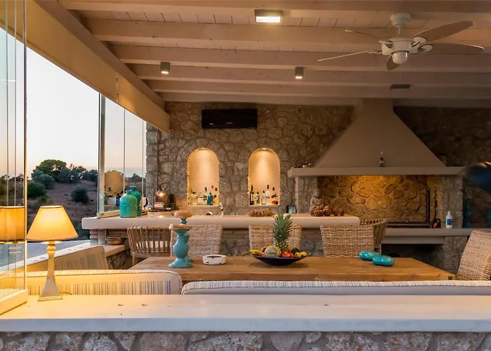 Villa Myrtoan Pelagos *