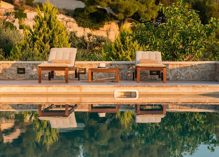 Myrtoan Pelagos Porto Cheli