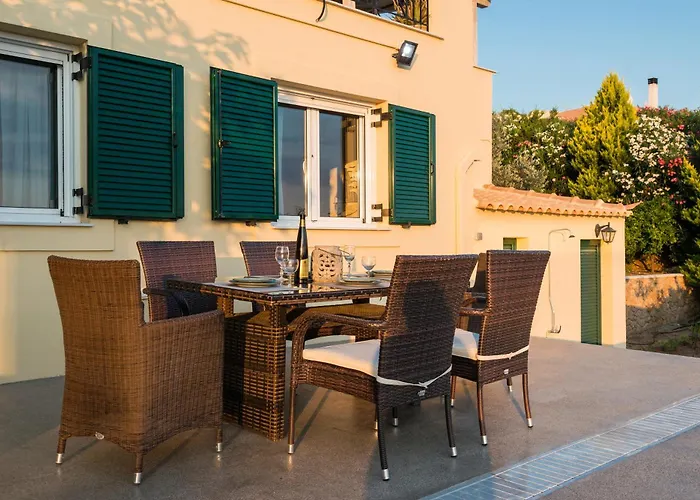 Villa Myrtoan Pelagos *