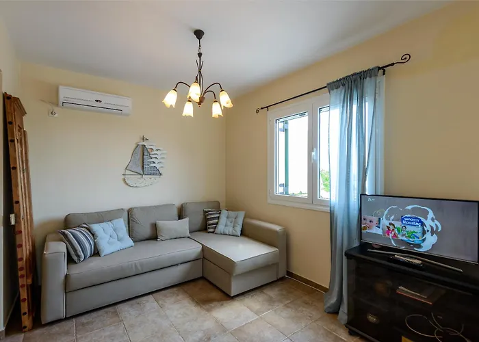 Willa Myrtoan Pelagos *